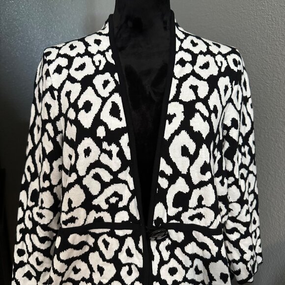 A. Giannetti Jacket Blazer 1X Black White Animal Print Open Front Office Modern - Picture 2 of 8